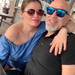 Meet your Posher, Javier